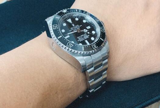 The Sea-Dweller is heavy and strong.